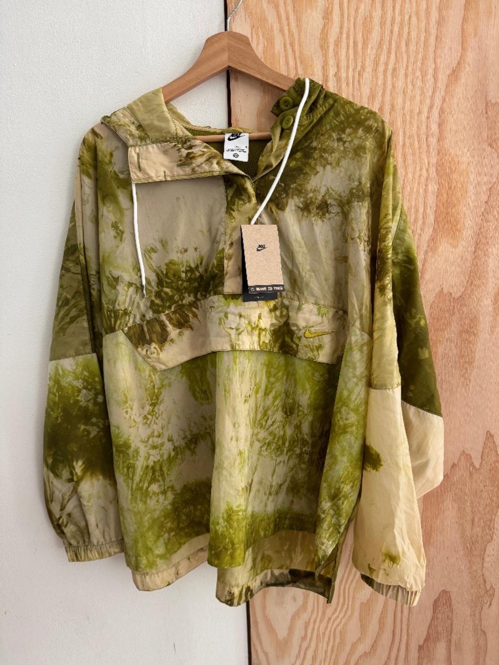 Nike Women's TIE DYE Jacket